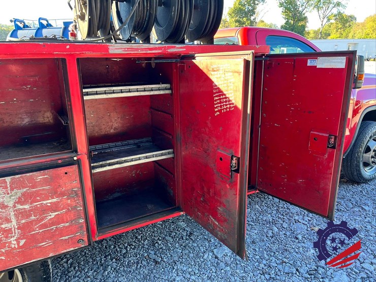 2019-gmc-sierra-3500-image-57