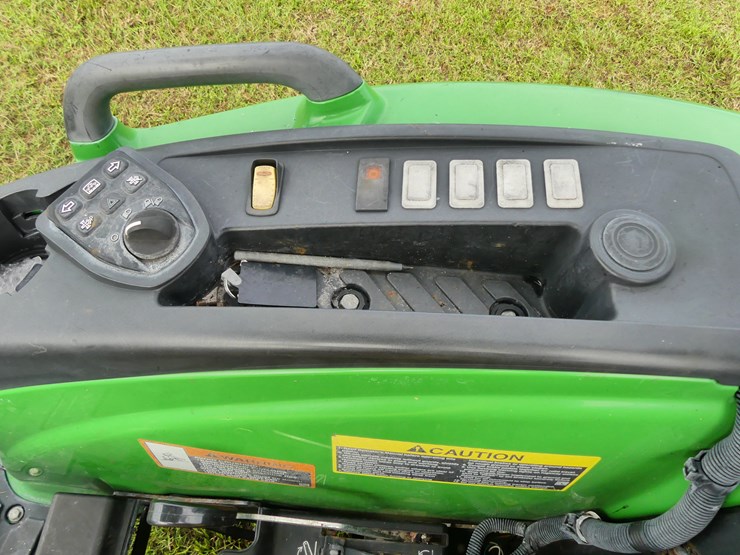 john-deere-4066m-image-12
