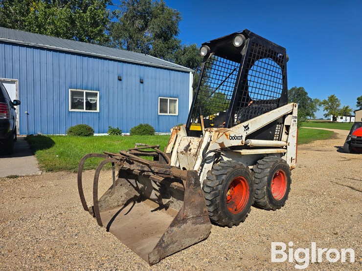 bobcat-310-image-1