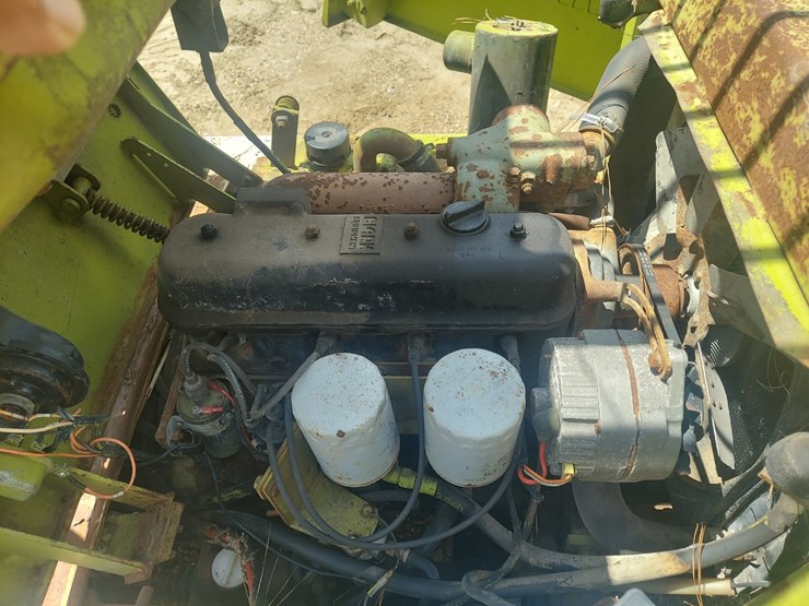 #42697-•-clark-f4-forklift-image-10
