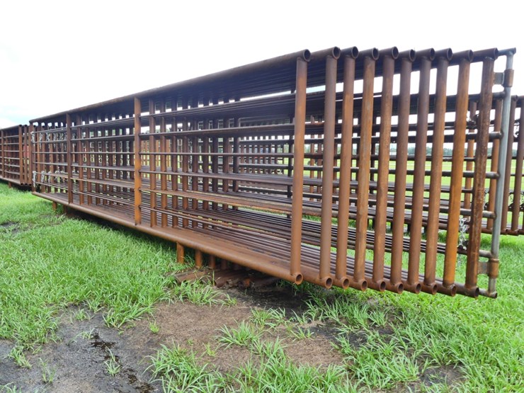 (10)-24'-free-standing-panels-image-3