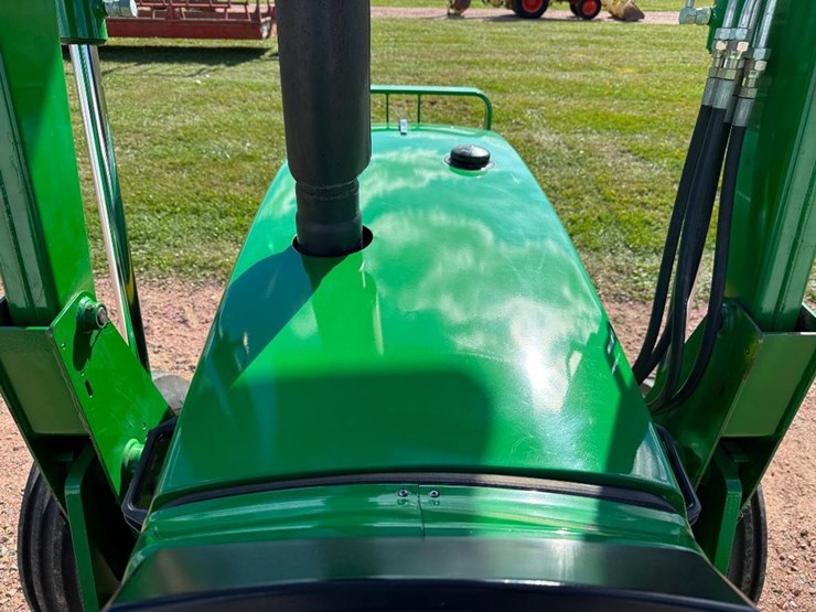 john-deere-6403-image-46