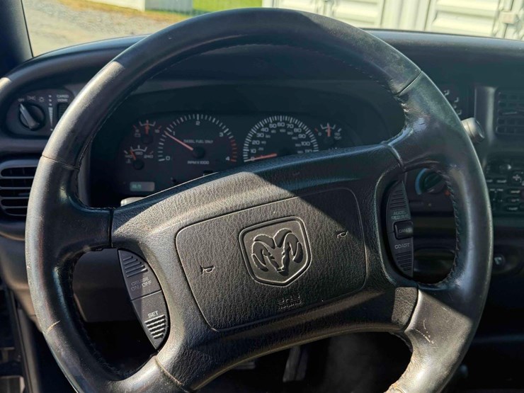 2002-dodge-ram-2500-image-23