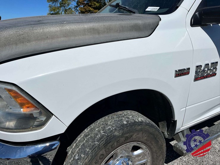 2015-ram-2500-hd-image-17