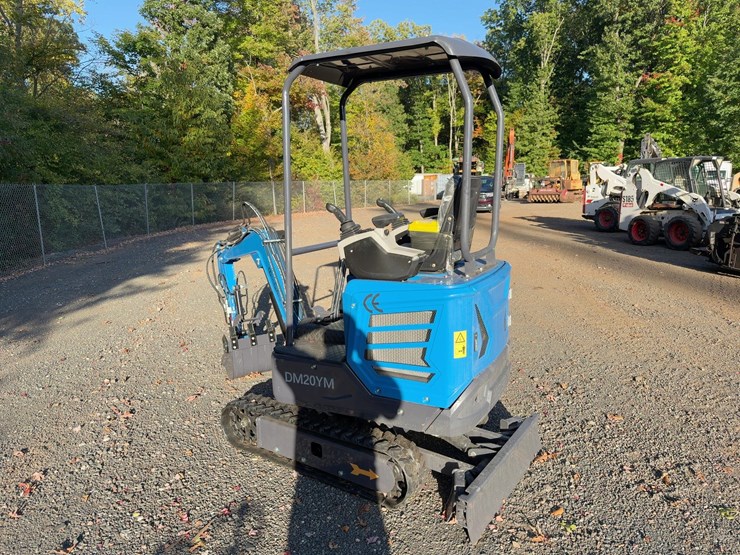 cfg-industrial-dm20ym-mini-excavator-image-4
