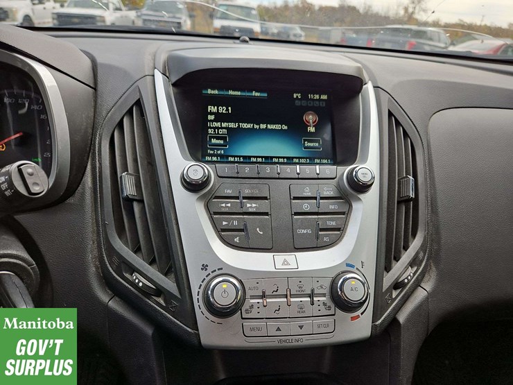 2017-chevrolet-equinox-image-19