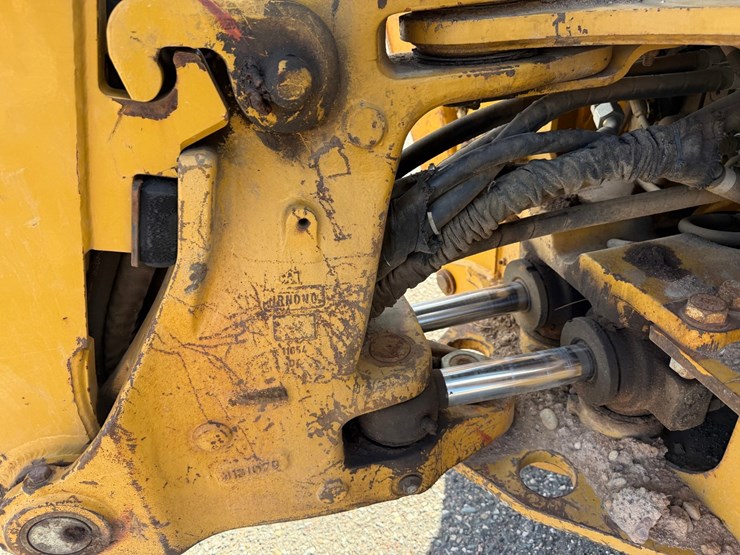 caterpillar-420e-image-62