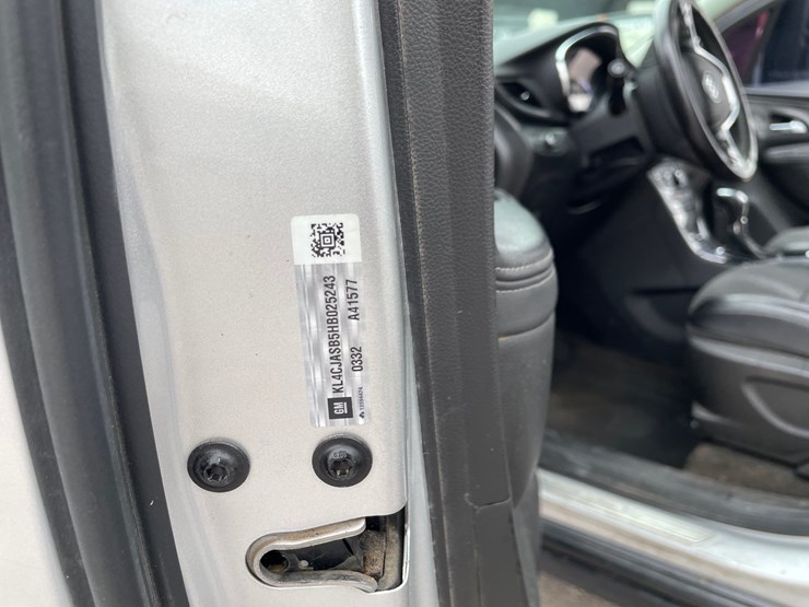 2017-buick-encore-image-22