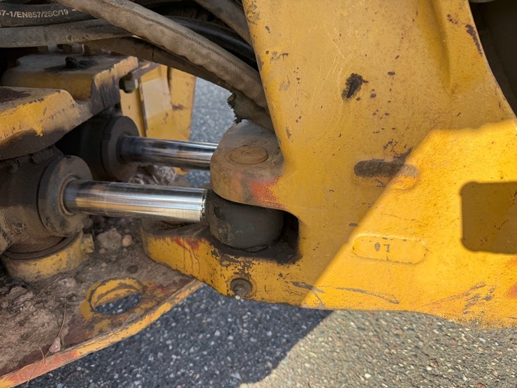 caterpillar-420e-image-49