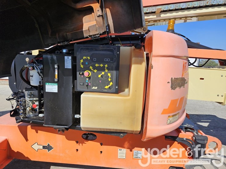 2015-jlg-600aj-image-16