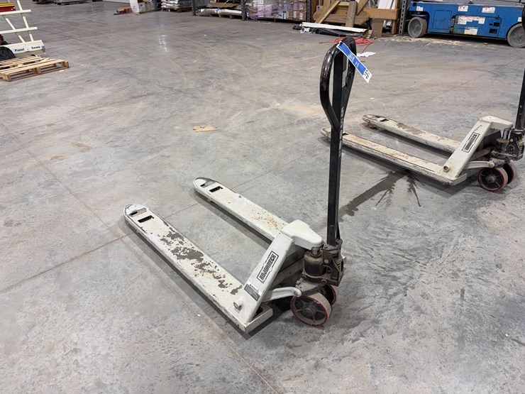 pallet-jack-image-4