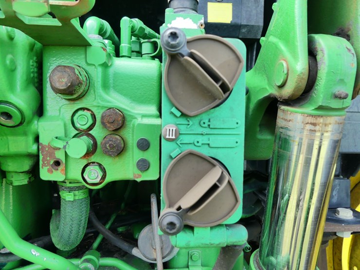 john-deere-6120m-image-9