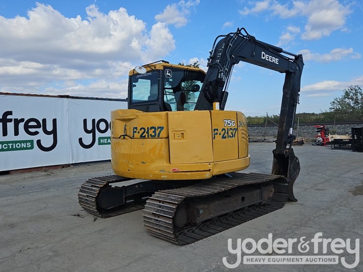 2017-deere-75g-image-5