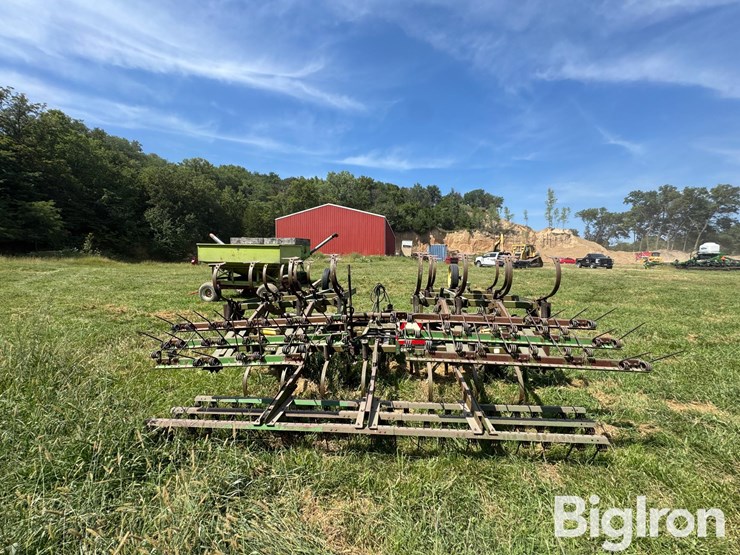 john-deere-1010-image-6