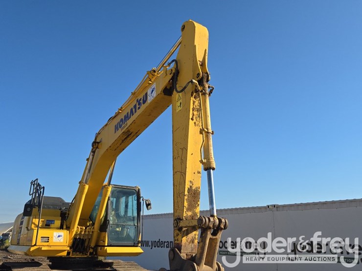 2015-komatsu-pc210-lc-11-image-30