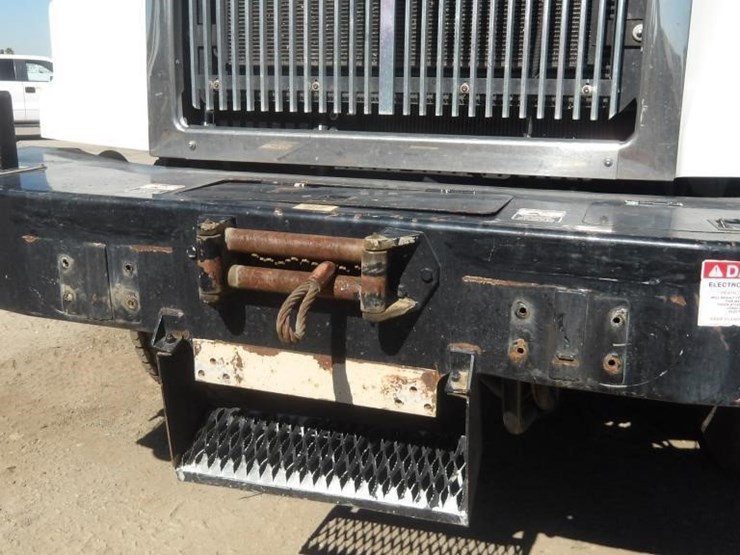 2015-western-star-4800-image-15