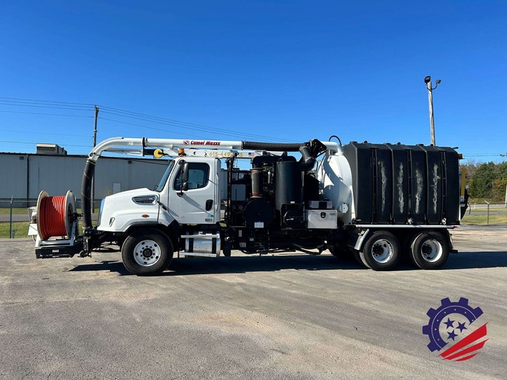 2019-freightliner-114sd-image-2