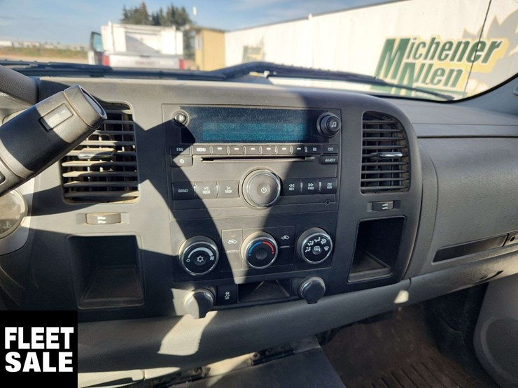 2014-gmc-sierra-3500hd-image-20