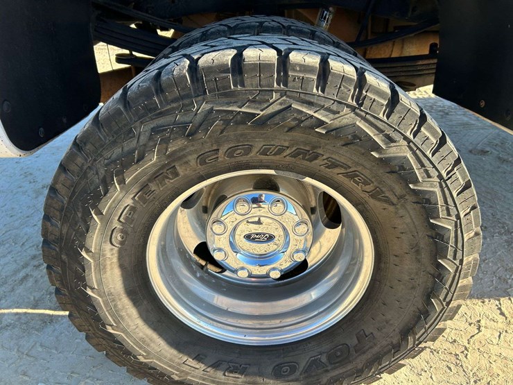 2015-ford-f350-image-19