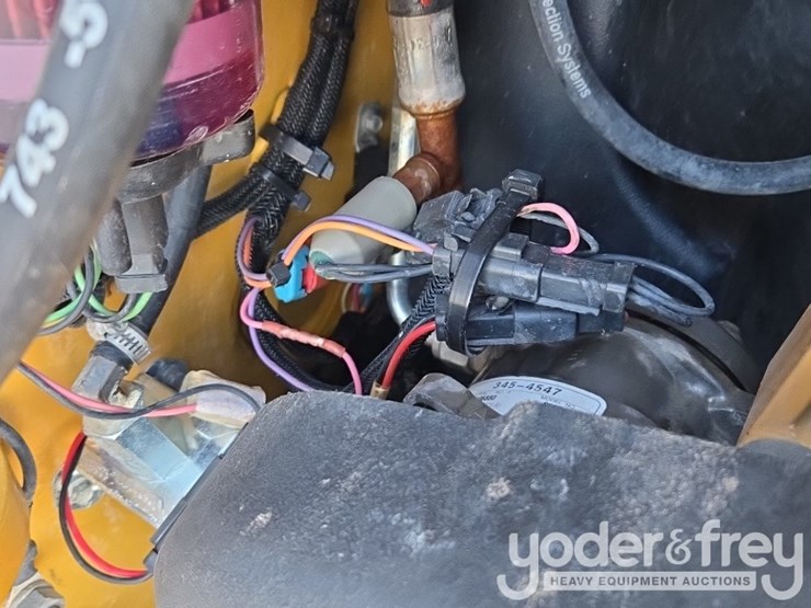 2019-caterpillar-299d2-image-37