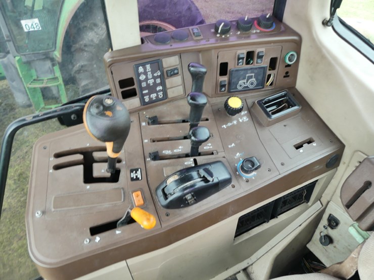 john-deere-6420-image-12