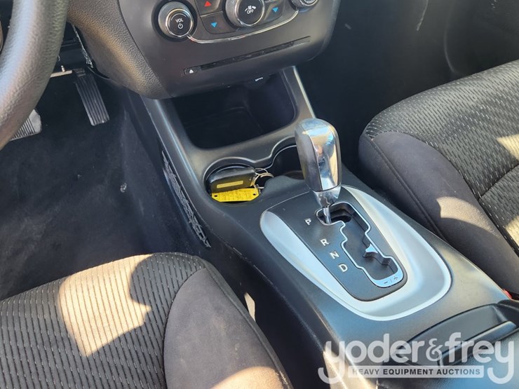 2012-dodge-journey-image-26