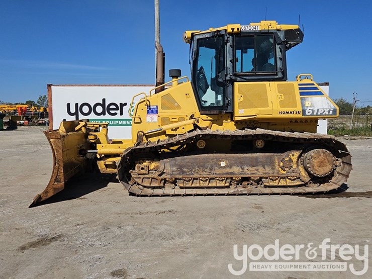2015-komatsu-d61pxi-23-image-3