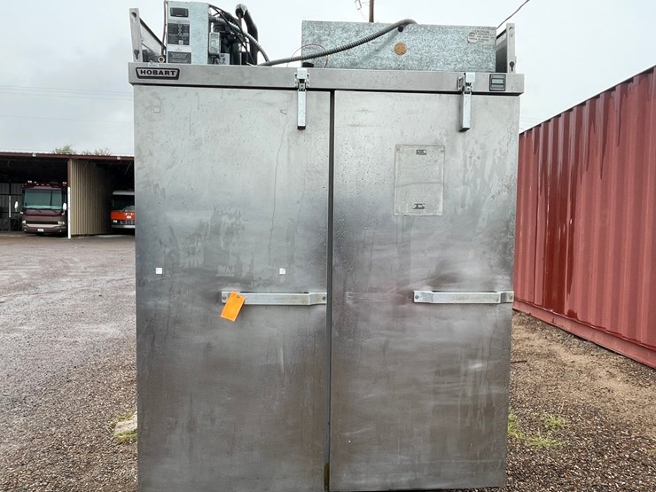 #4674-•-hobart-commercial-freezer-and-fridge-image-29