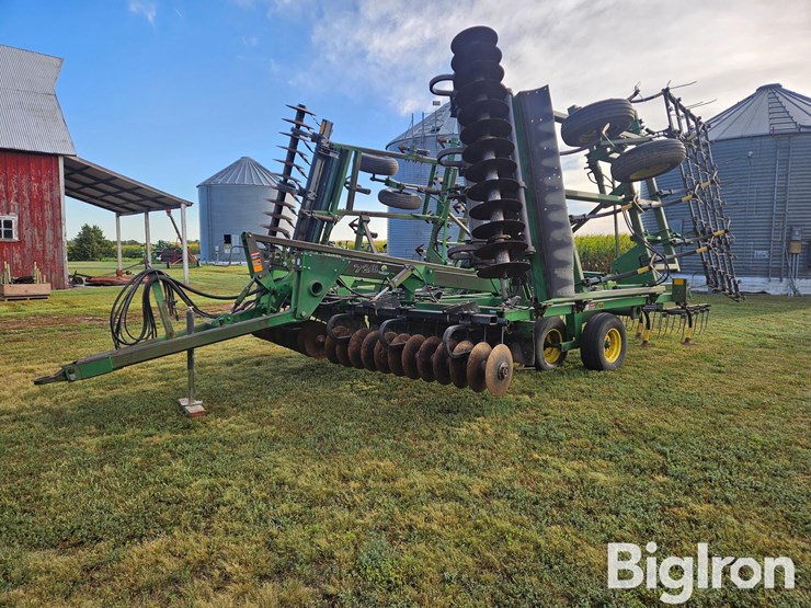 john-deere-726-image-1