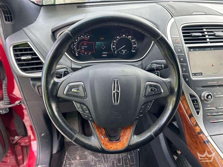 2016-lincoln-mkx-image-14