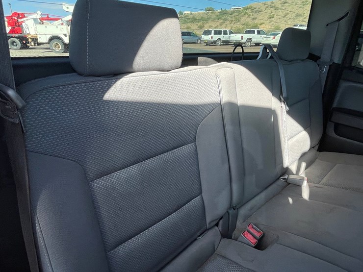 #2754-•-2015-chevrolet-silverado-(title-in-delay)-image-84