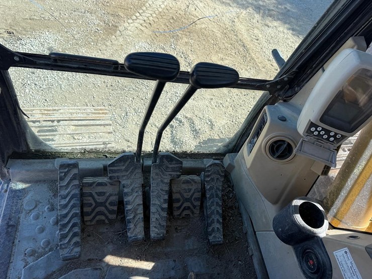 2005-caterpillar-320cl-image-23