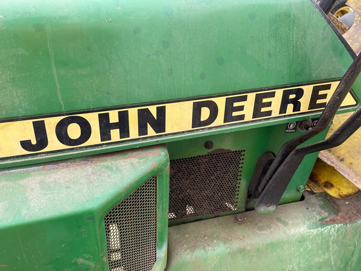 john-deere-318-image-48
