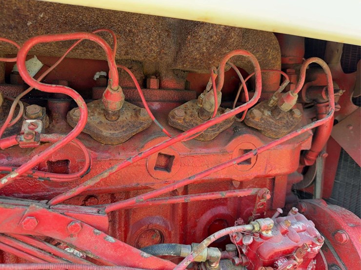 farmall-560-diesel-image-18