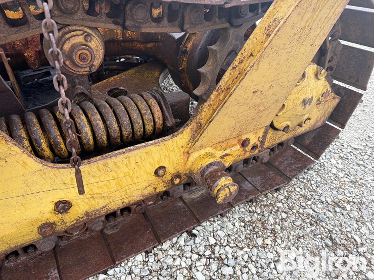 caterpillar-d4-image-13