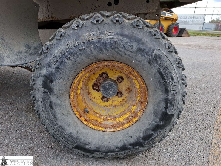 john-deere-gator-image-17