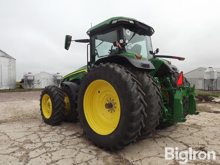 2023-john-deere-8r-370-image-7