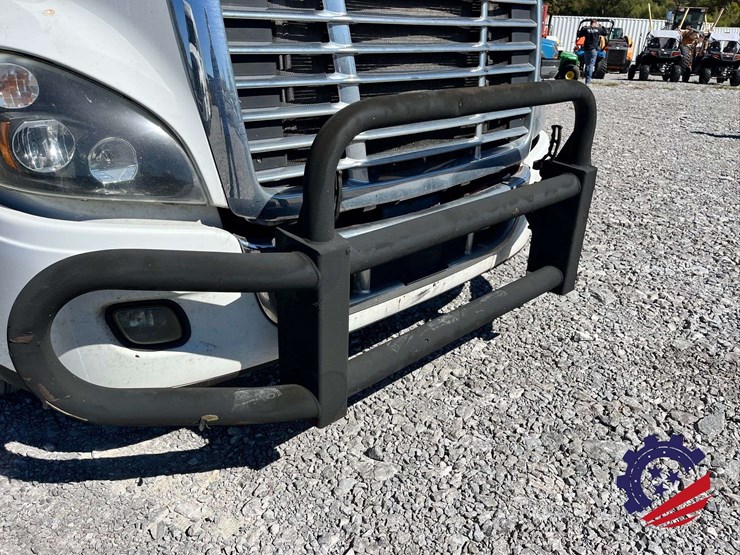 2018-freightliner-cascadia-t/a-truck-tractor-image-14