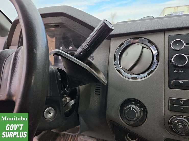 2011-ford-f450-image-13