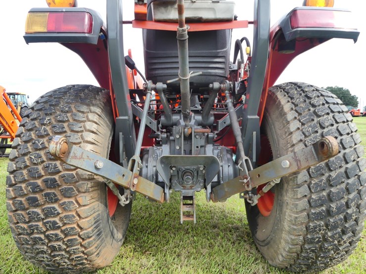 kubota-l3301-image-5