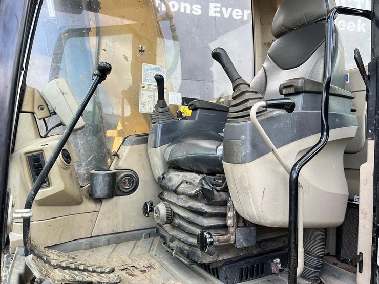 caterpillar-312cl-image-23