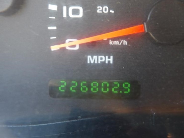 2004-ford-f450-image-23