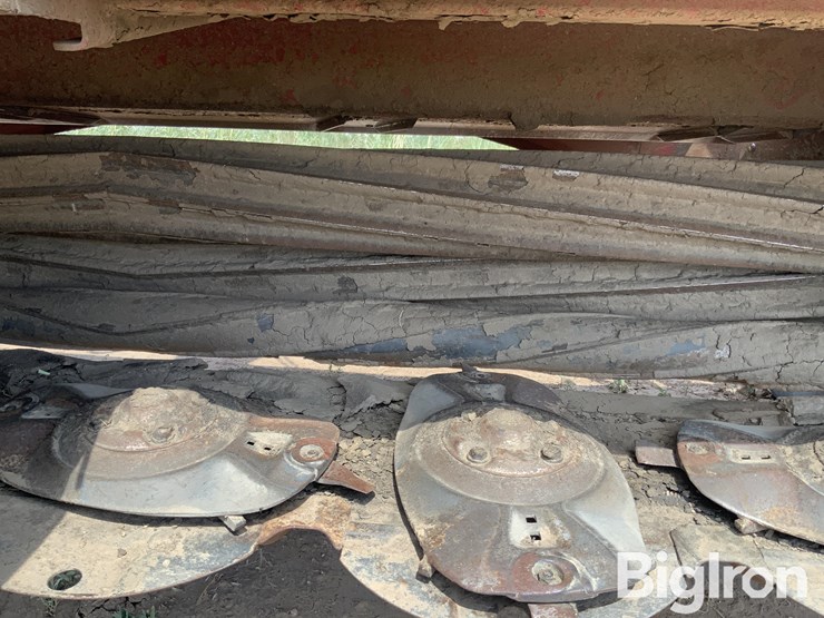 2023-massey-ferguson-1316s-image-15