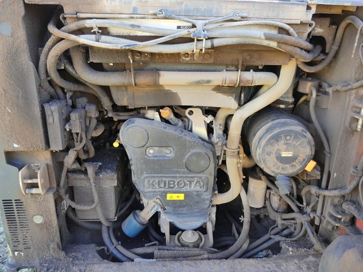kubota-svl75-3-image-9
