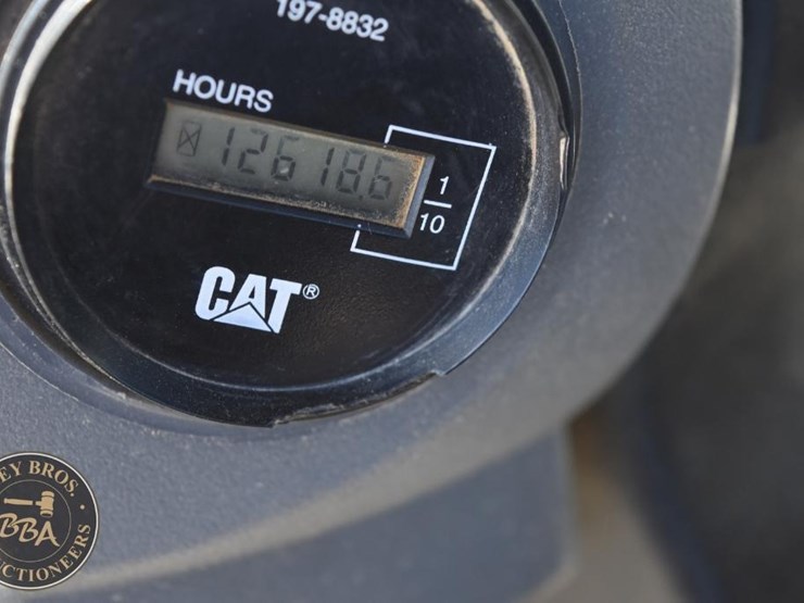 2009-caterpillar-cs56-image-50