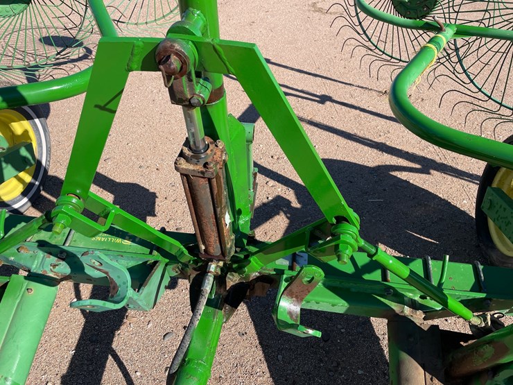 john-deere-702-image-8