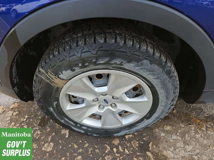 2013-ford-explorer-image-13