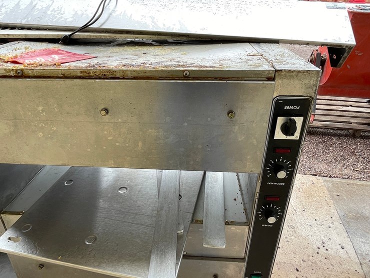 #4677-•-commercial-heated-holding-cabinet-image-4