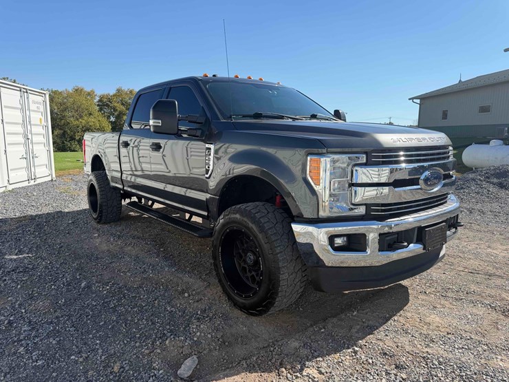 2017-ford-f250-xlt-image-7
