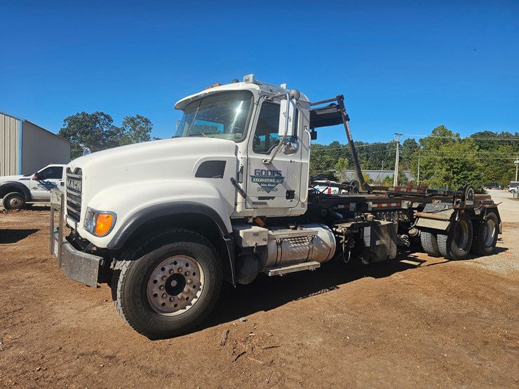 2007-mack-cl713-image-3